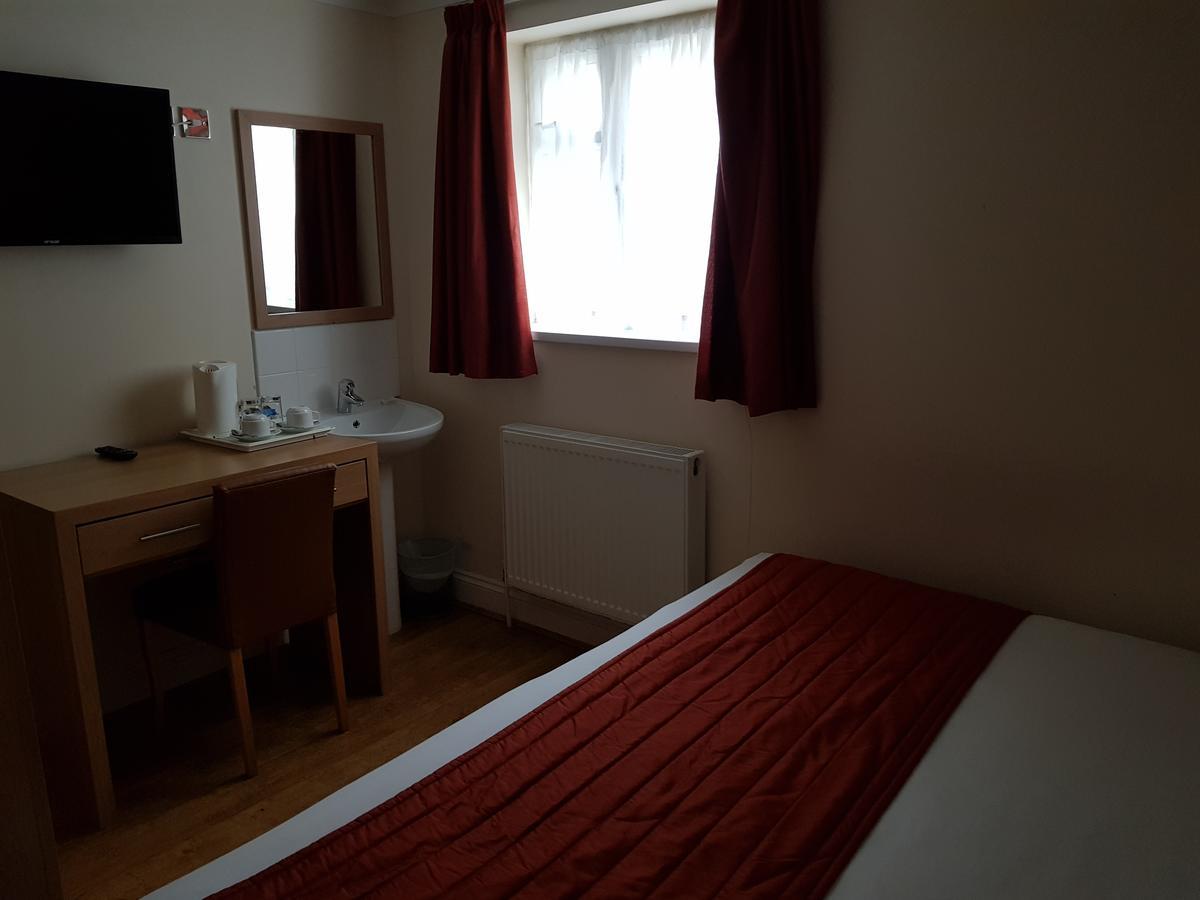 Forest View Hotel London Ngoại thất bức ảnh