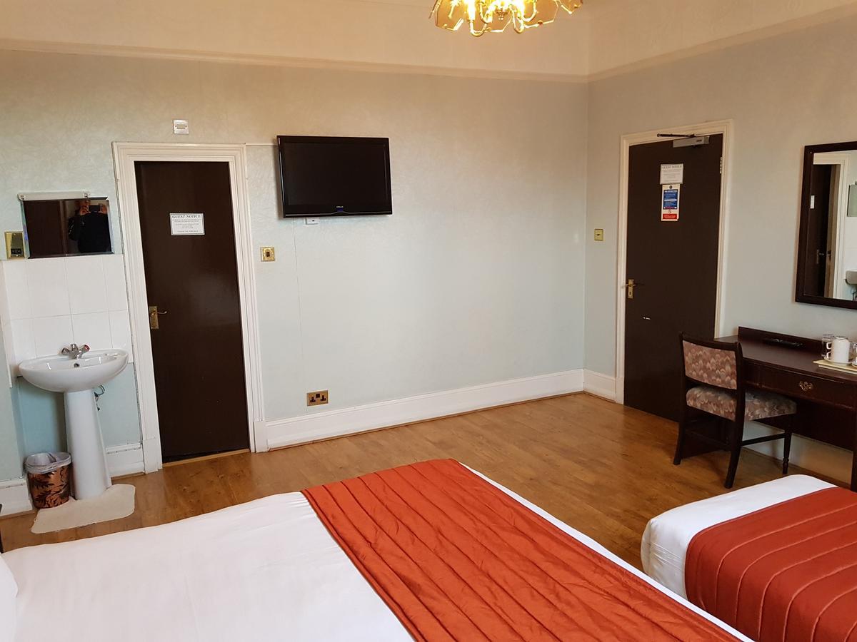 Forest View Hotel London Ngoại thất bức ảnh